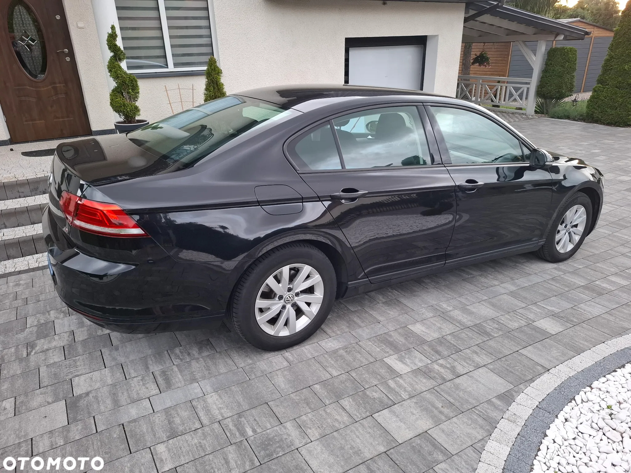 Volkswagen Passat 1.6 TDI BMT Comfortline - 6