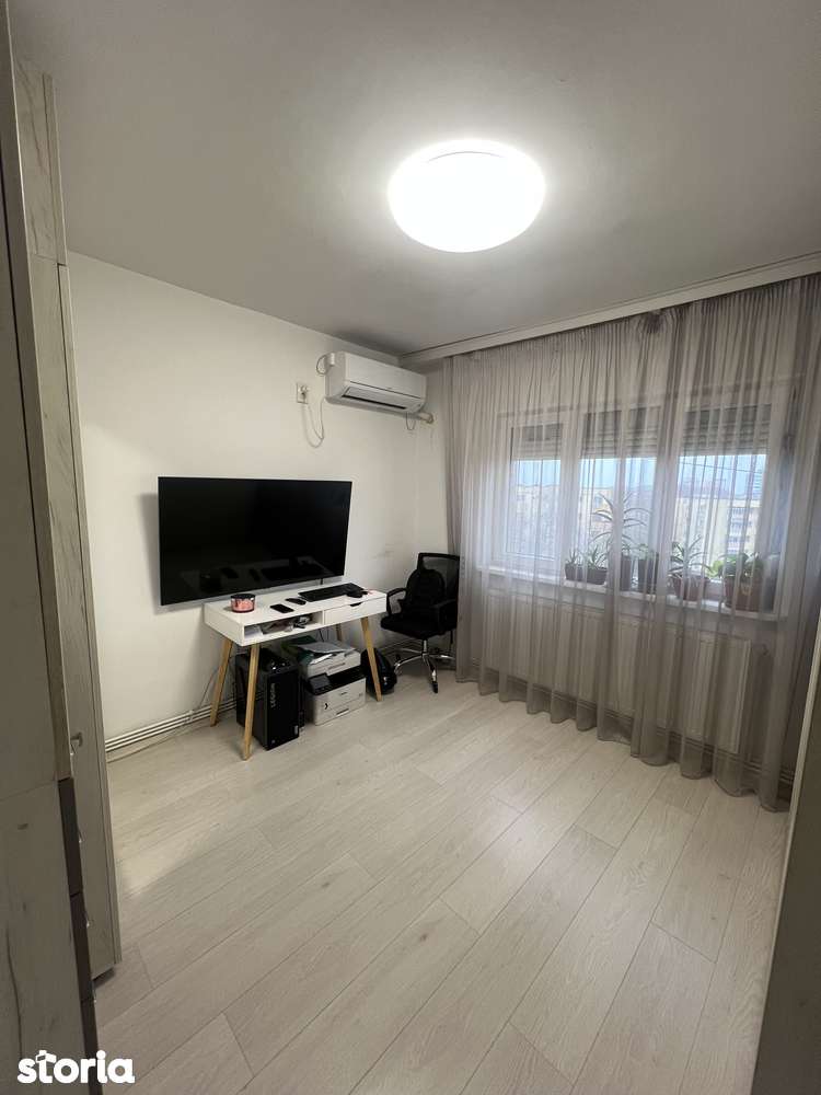 3 decomandate Valea Roșie Școala Nicolae Romanescu centrală 4/4 - Imagine principală: 4/10