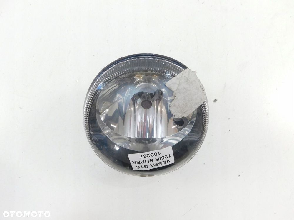 PIAGGIO VESPA GTS 125 ie SUPER REFLEKTOR LAMPA PRZÓD - 1