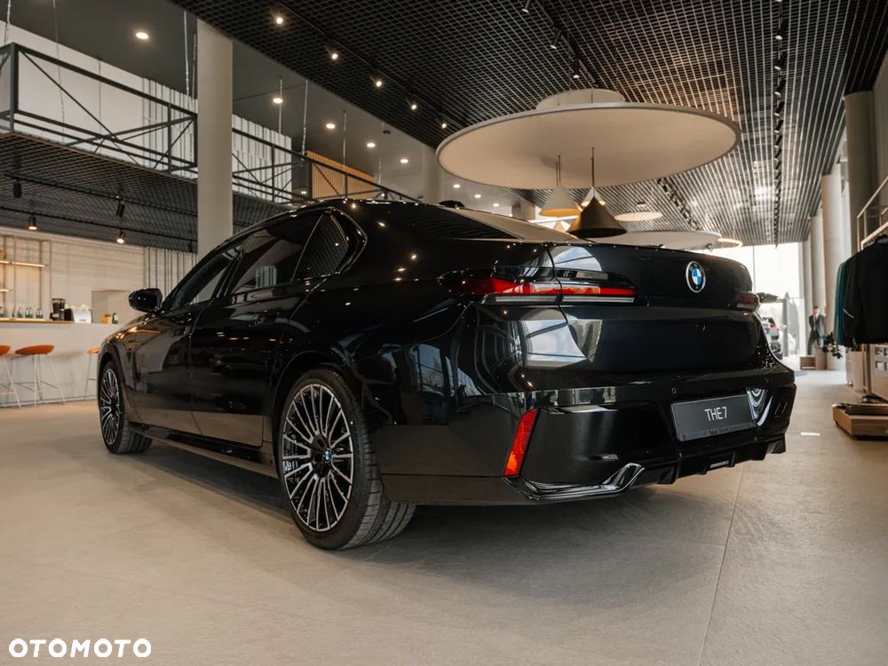 BMW Seria 7 740d xDrive - 3