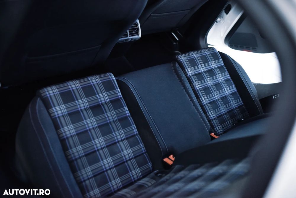 Volkswagen Golf 1.5 TSI ACT OPF DSG Highline - 10