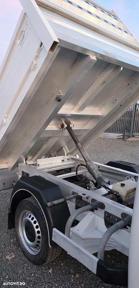 Volkswagen TRANSPORTER face lift 2.0 tdi, 140cp,  186.200 km,           basculabil 3.2t original,  07/2012 (serie 2013).  (factura cu TVA, SEAP , finantare PJ, rate PF - 16