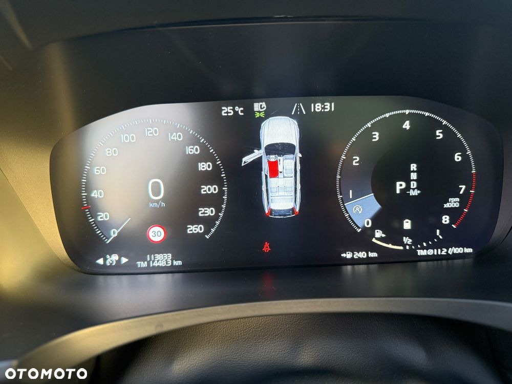 Volvo V90 Cross Country - 19