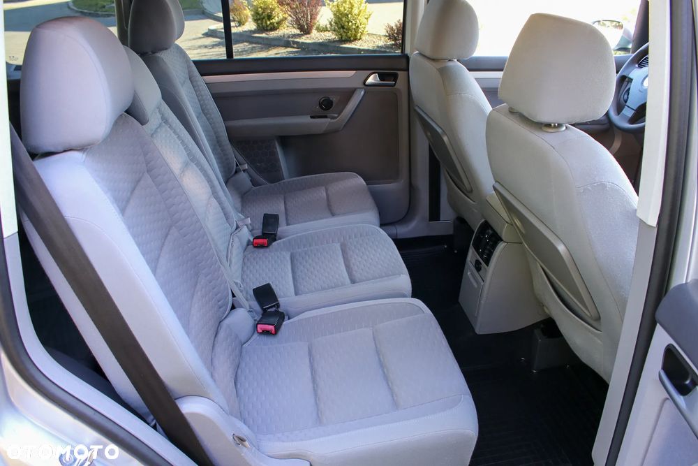 Volkswagen Touran 1.6 United - 21