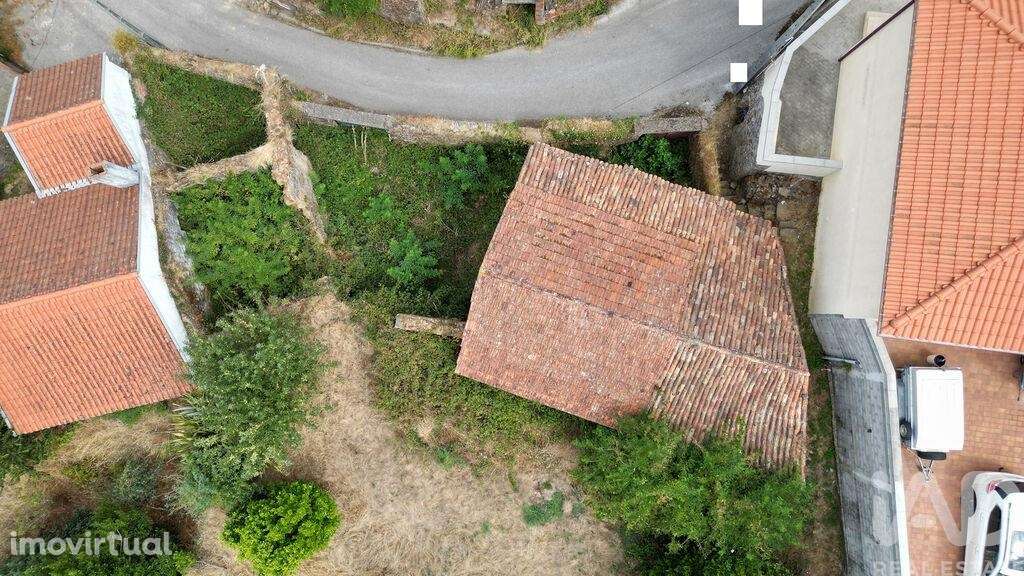 Casa de aldeia T2 em Vila Nova de 250,00 m2 - Grande imagem: 4/20