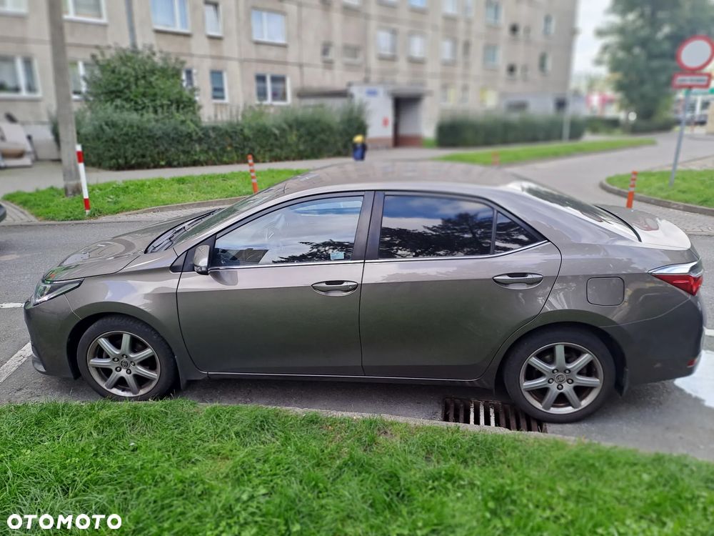 Toyota Corolla 1.6 Comfort - 10