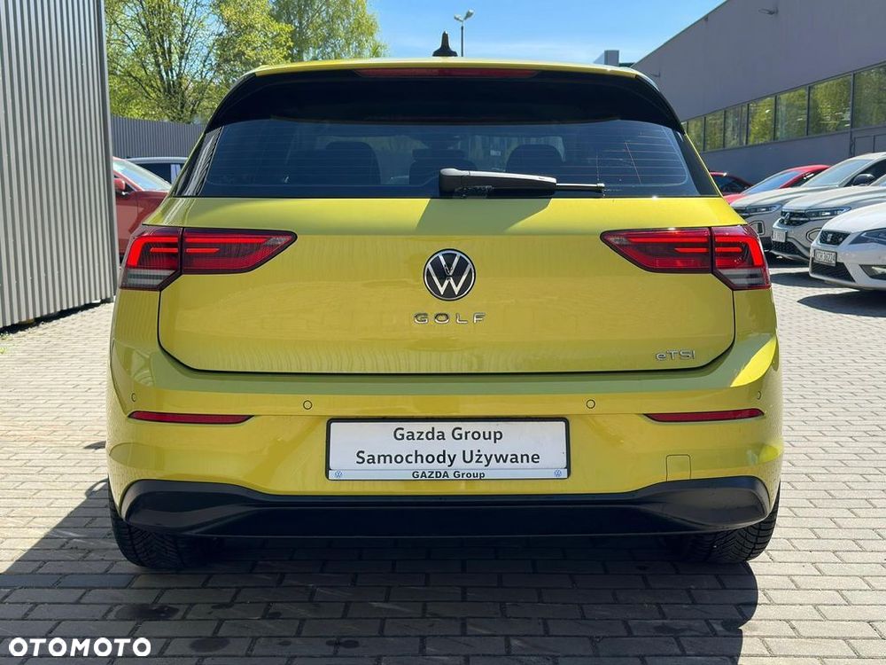 Volkswagen Golf 1.5 eTSI Life DSG - 8