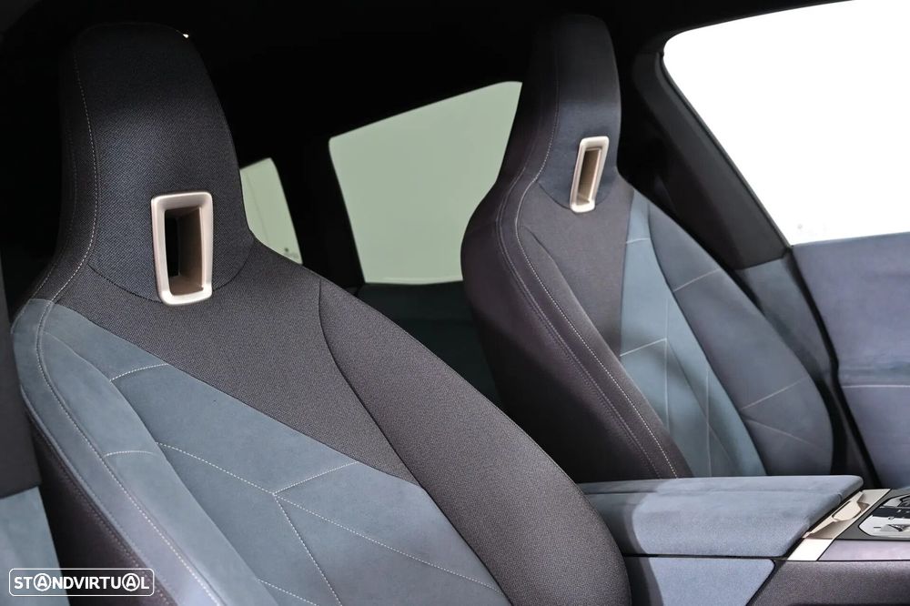 BMW iX xDrive 40 - 24