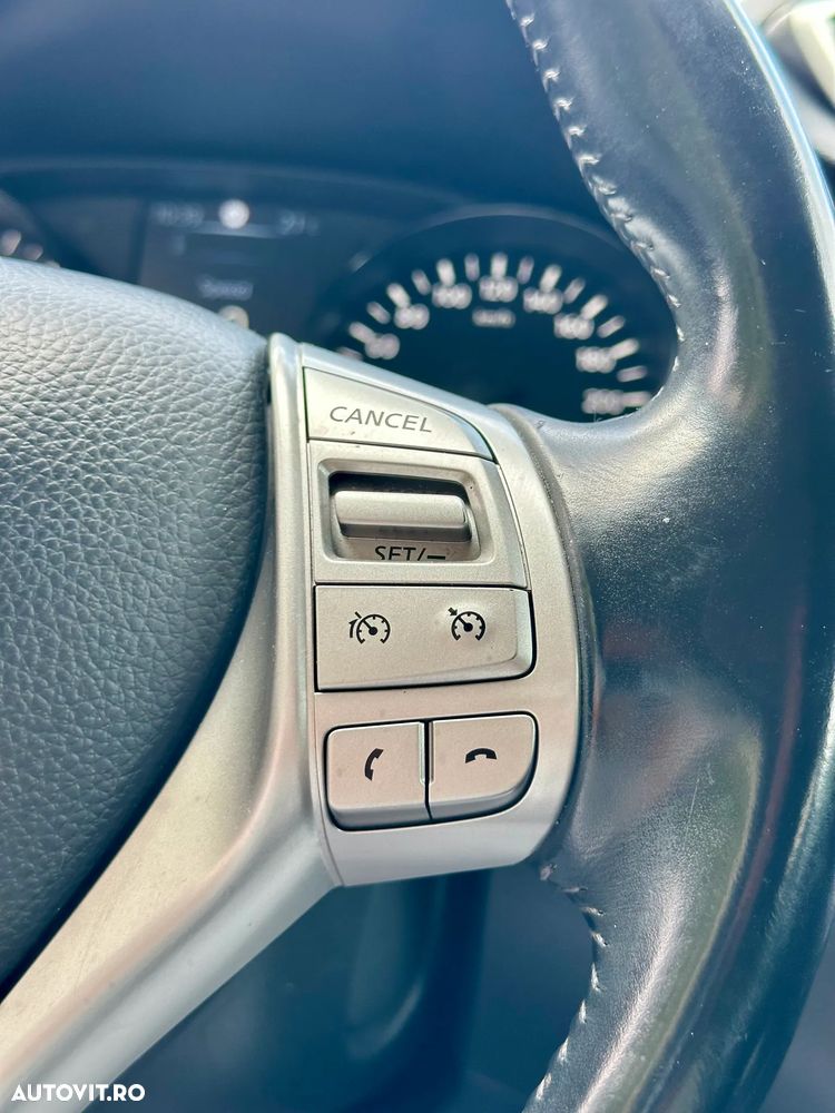 Nissan Qashqai - 14