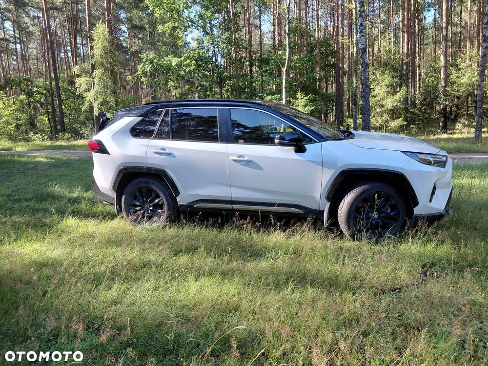 Toyota RAV4 - 11