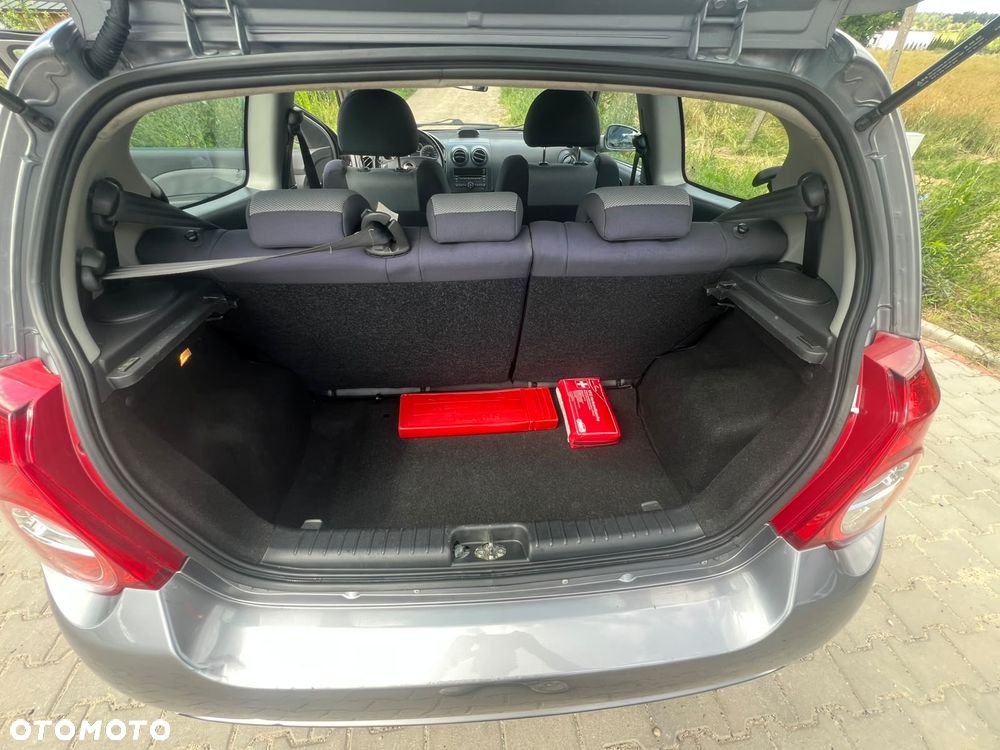 Chevrolet Aveo - 13