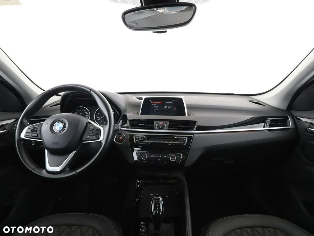 BMW X1 xDrive20d xLine - 16