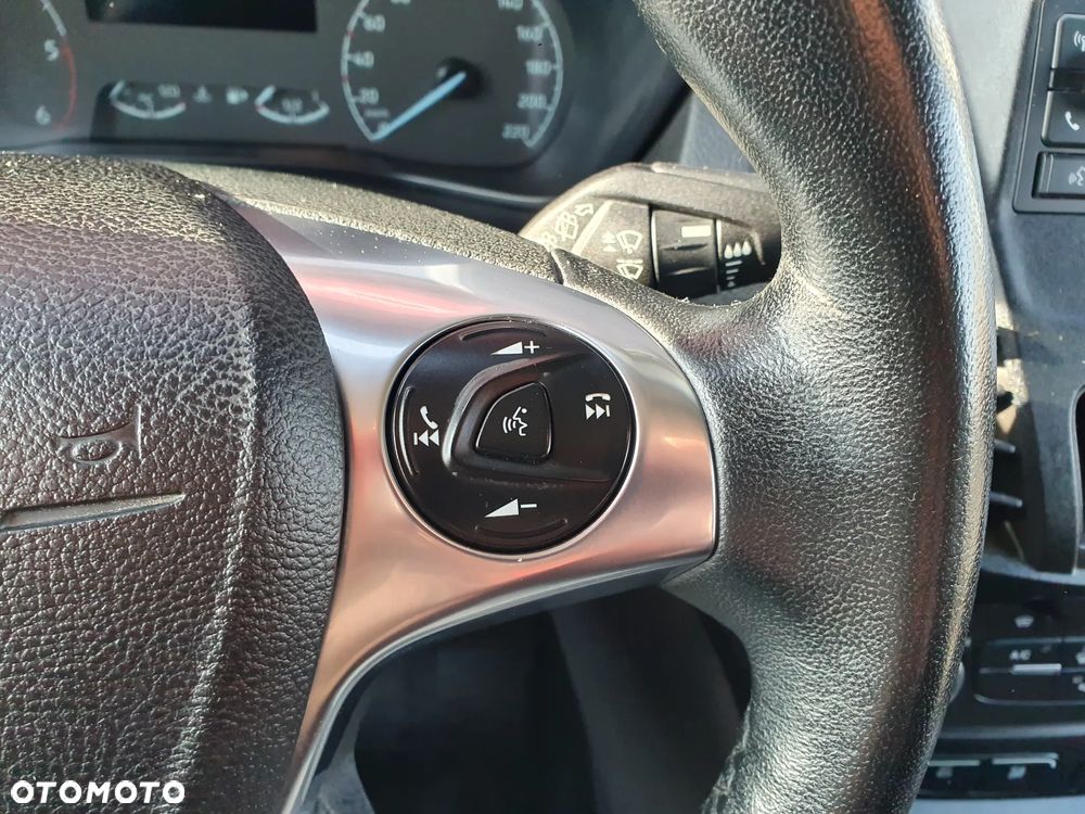 Ford Connect - 31