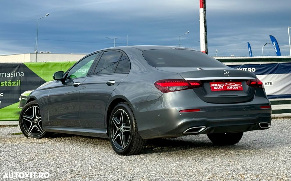 Mercedes-Benz E 220 d T 9G-TRONIC AMG Line - 4