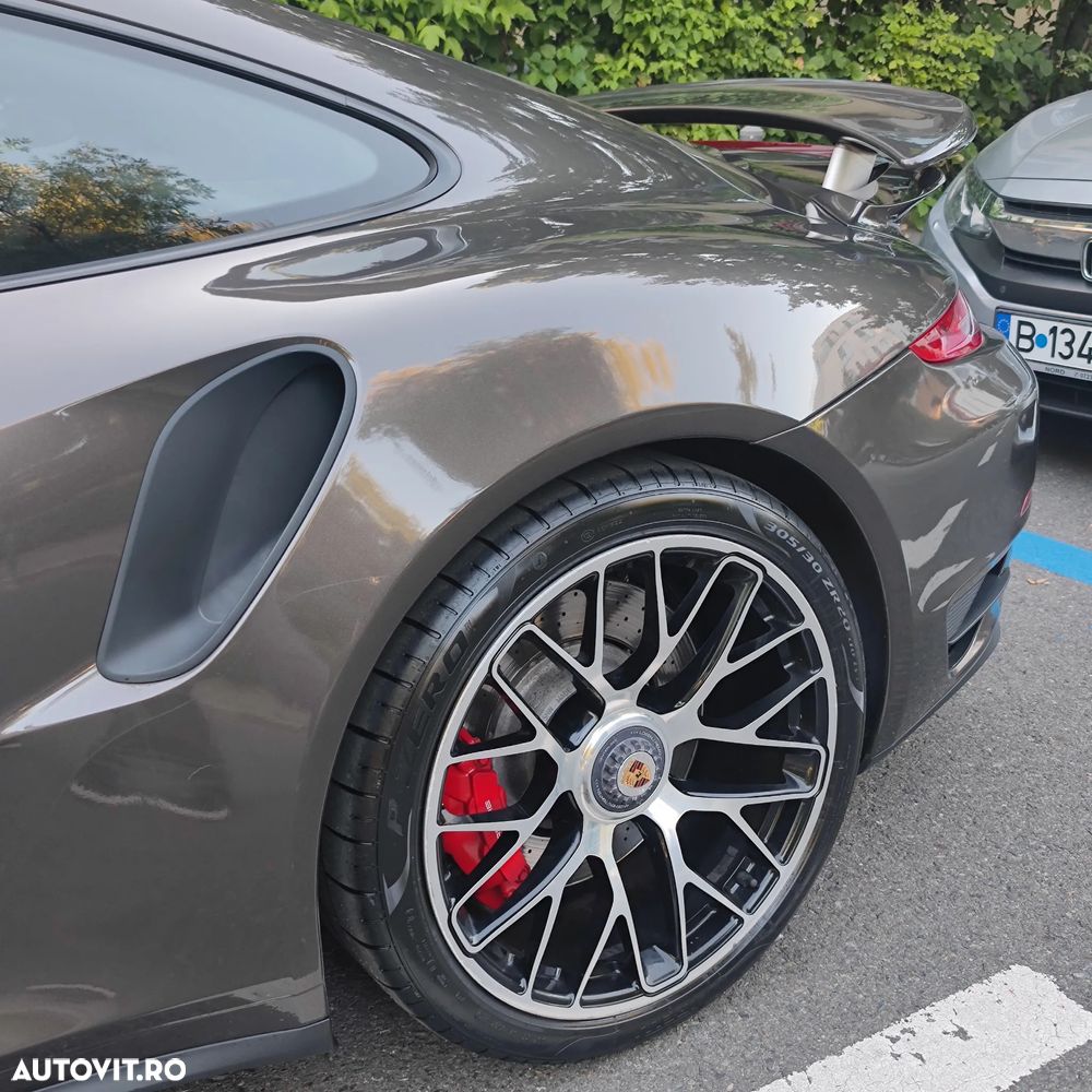 Porsche 911 Turbo 3.8 - 12