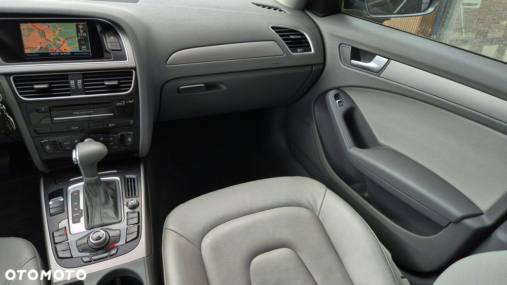 Audi A4 Avant 2.0 TDI S tronic design - 24