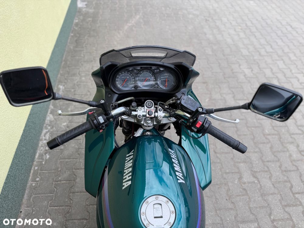 Yamaha XJ - 19