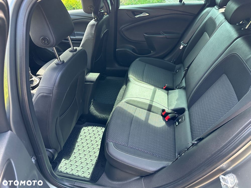Opel Astra 1.4 Turbo Dynamic - 18