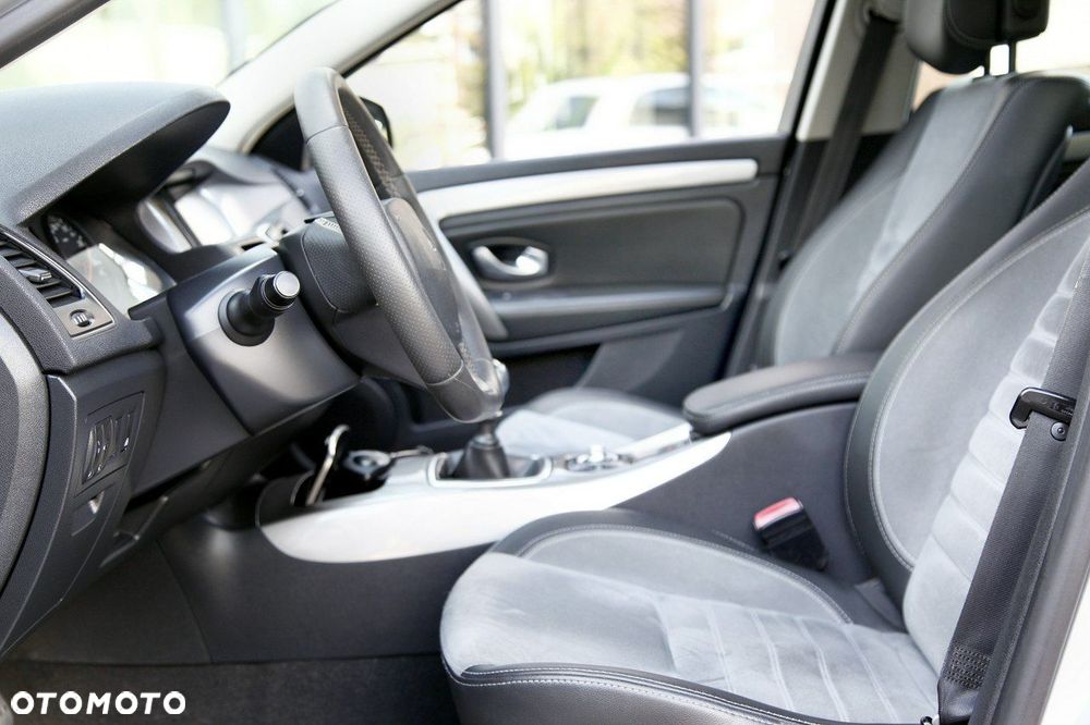 Renault Laguna - 16