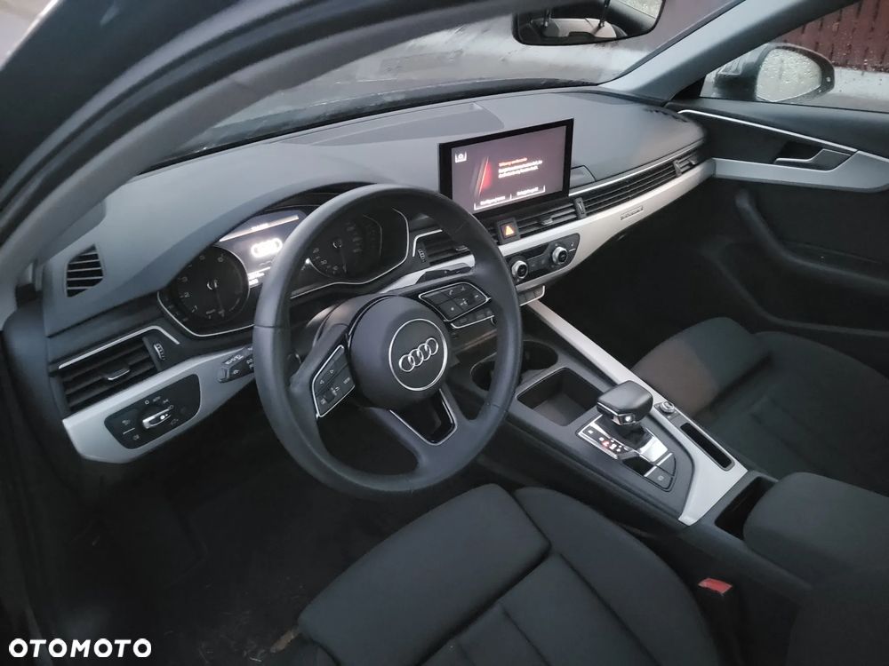 Audi A4 Limousine 40 TFSI mHEV Quattro S Line S tronic - 3