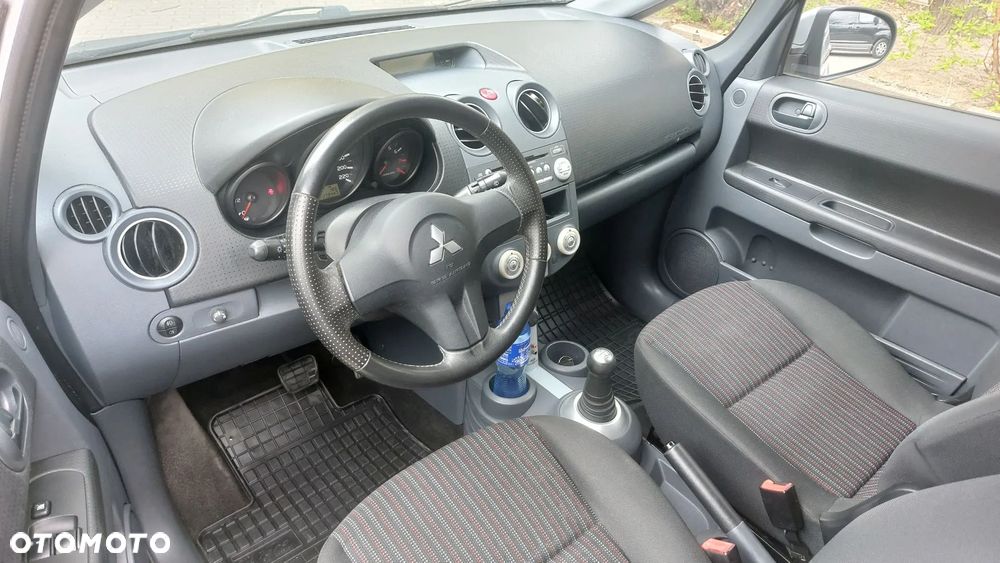 Mitsubishi Colt 1.3 Automatik Motion Plus - 5
