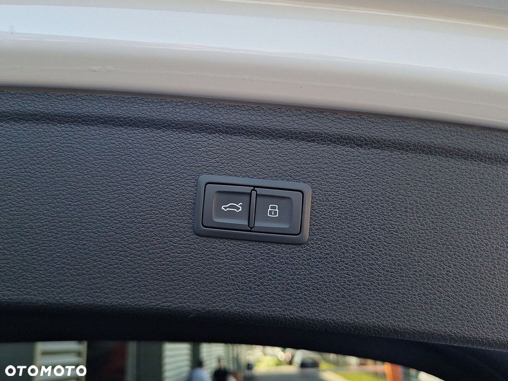 Audi Q5 55 TFSI e Quattro S Line S tronic - 30
