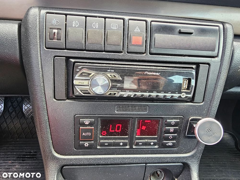 Audi A4 Limousine 1.8 - 16