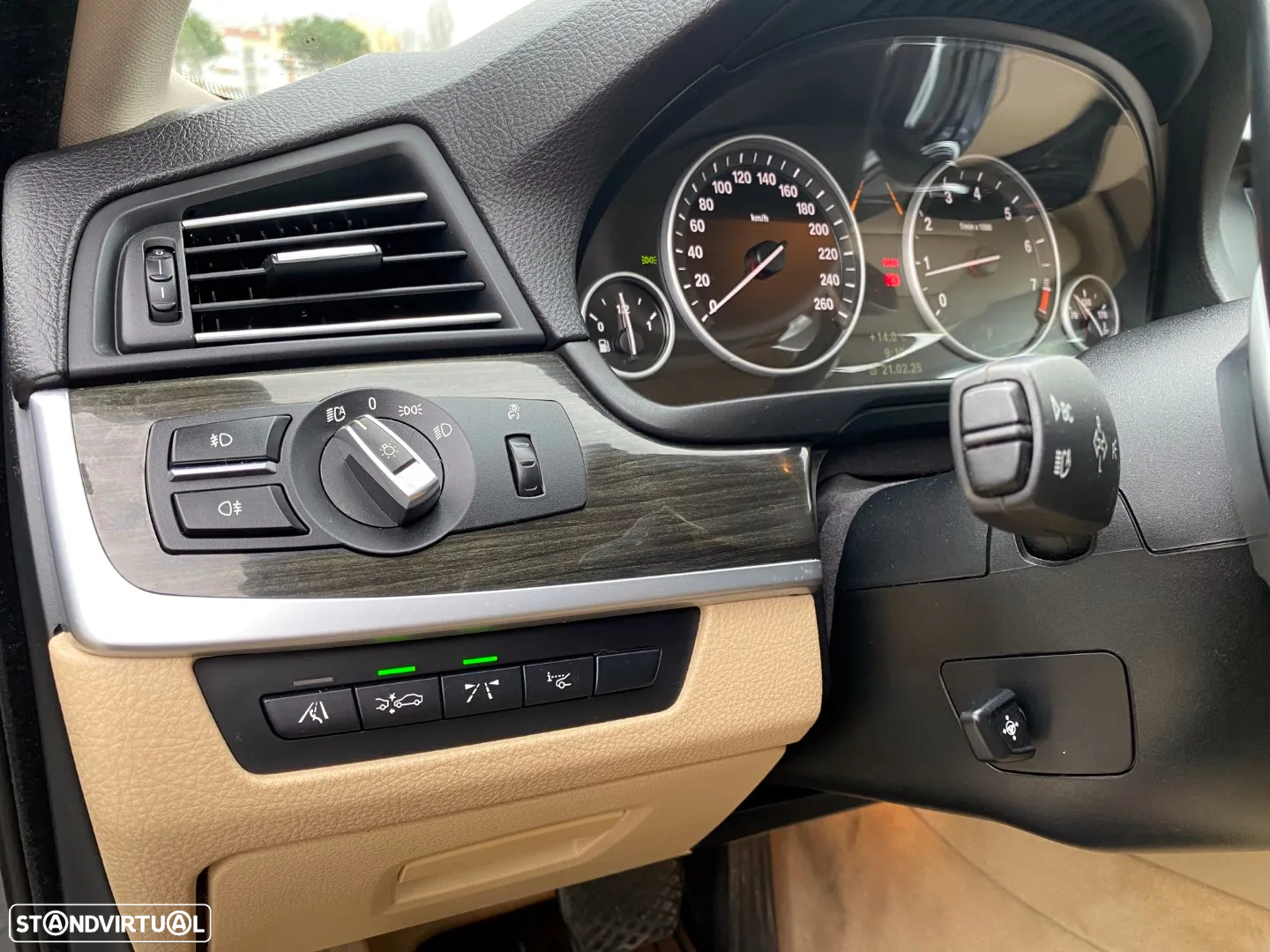 BMW 535 i Exclusive Auto 177g - 19