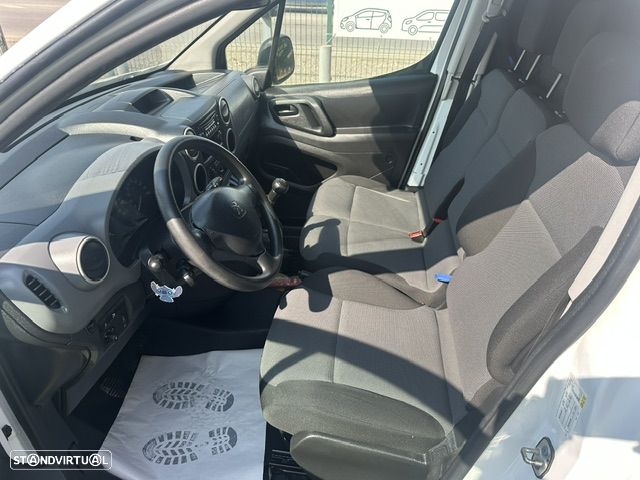 Peugeot PARTNER 3 LUGARES - 12