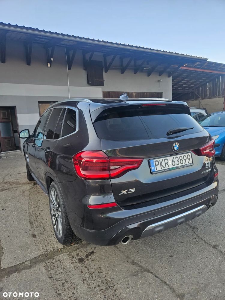 BMW X3 xDrive20d Luxury Line - 4