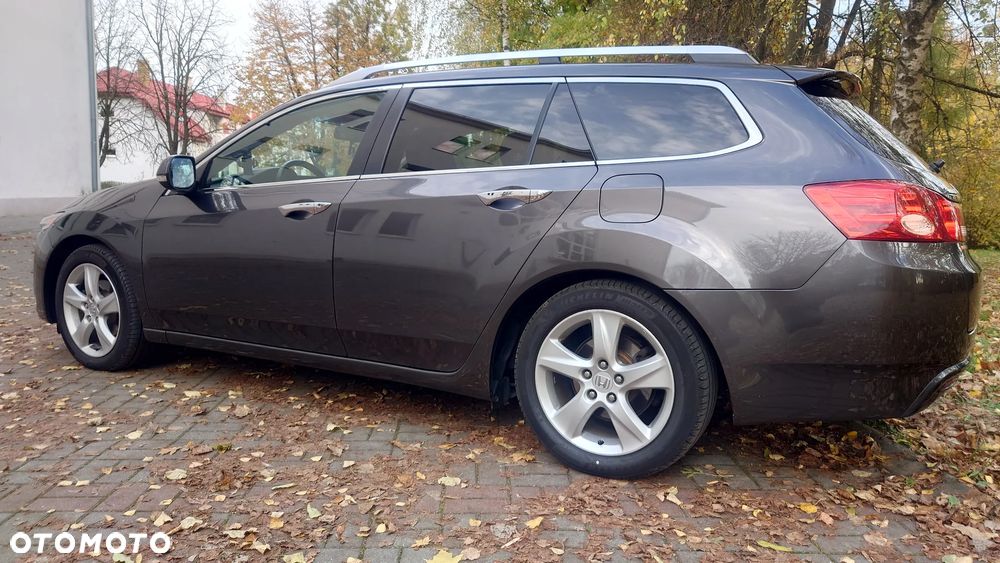 Honda Accord 2010 photo 5