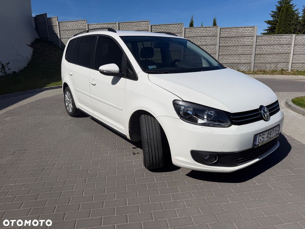 Volkswagen Touran 1.6 TDI DPF BlueMotion Technology DSG Comfortline - 4