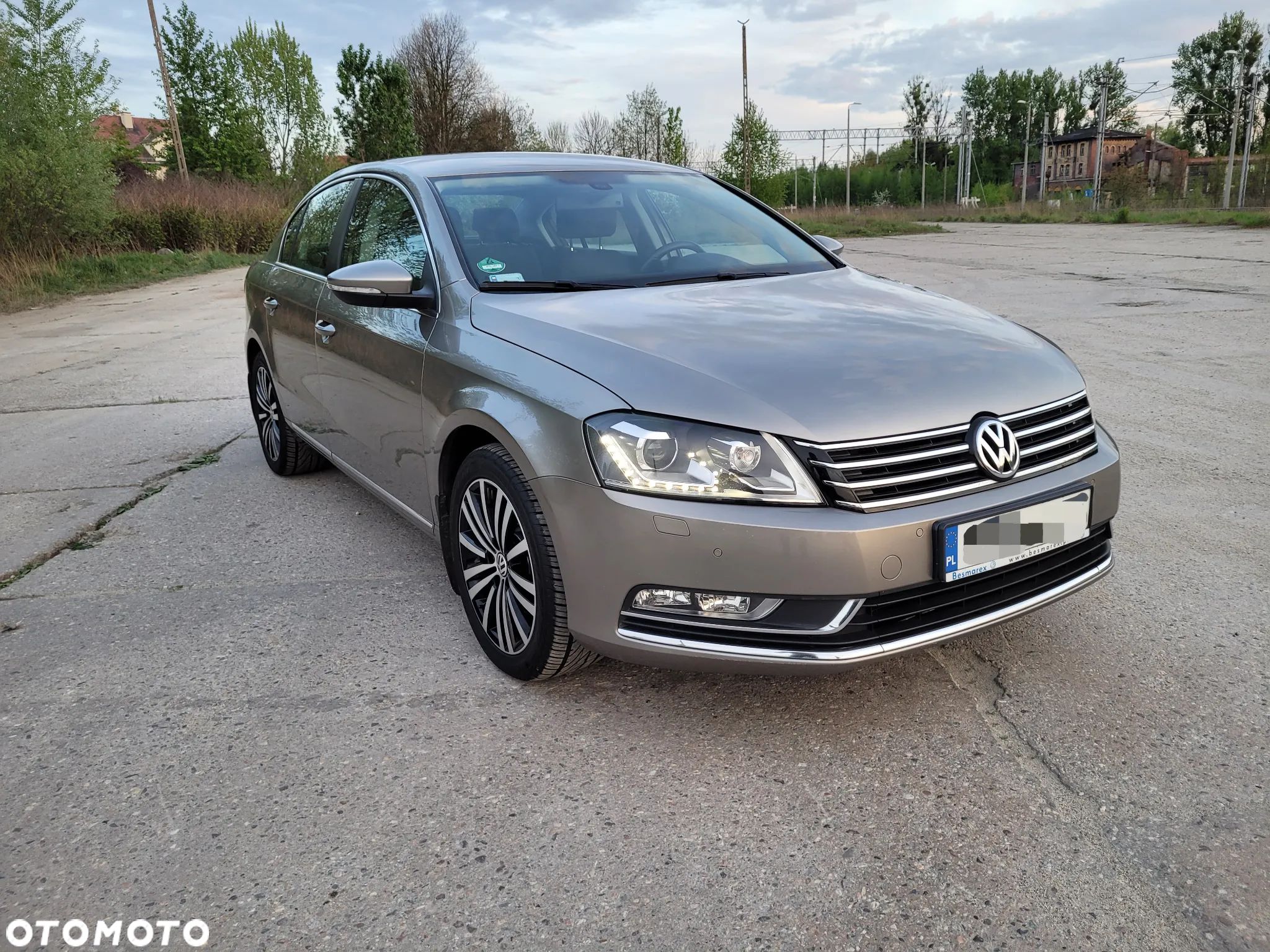 Volkswagen Passat 1.4 TSI Comfortline - 1