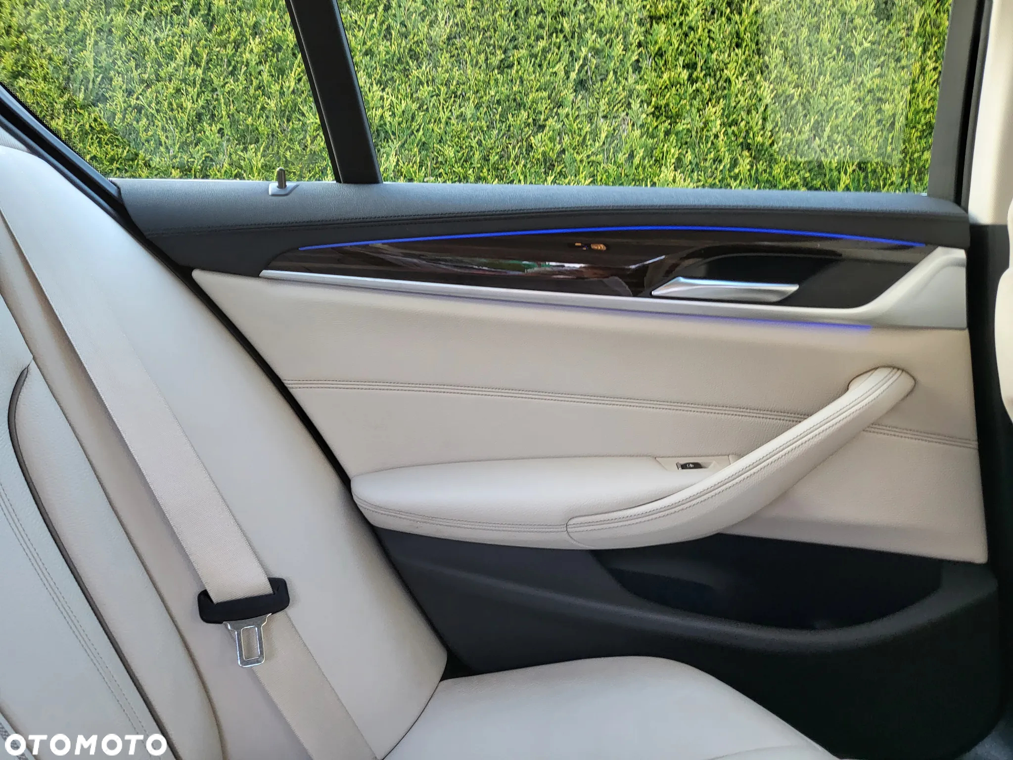 BMW Seria 5 520d xDrive Luxury Line - 18