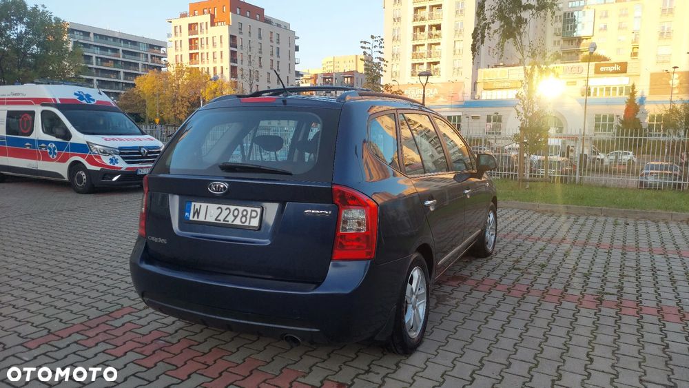 Kia Carens 2.0 CRDi Freedom 7os - 4