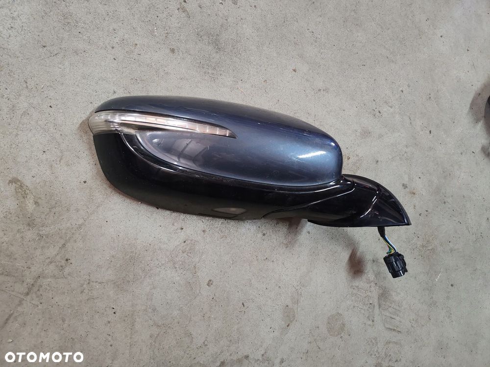 Lusterko prawe elektryczne z kierunkowskazem 10 pin D7 Kia Ceed II 12-15 - 2