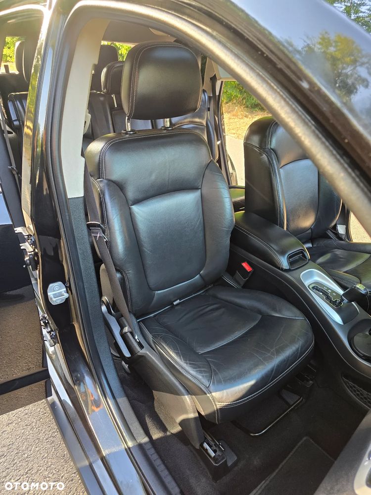 Fiat Freemont 2.0 Multijet Lounge AWD - 24