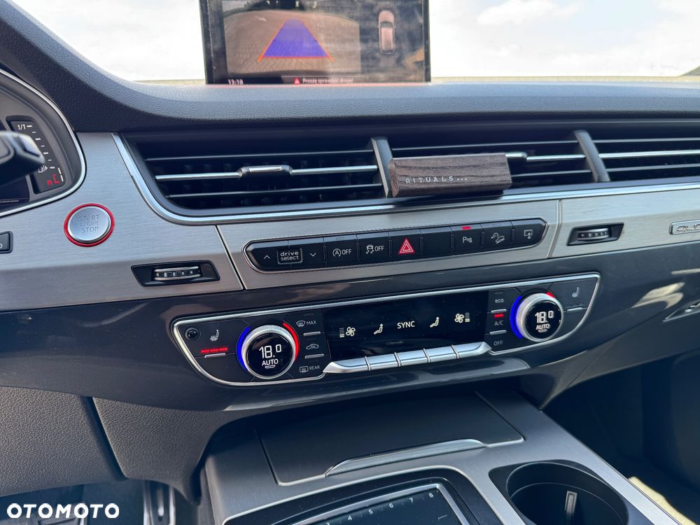 Audi SQ7 4.0 TDI Quattro Tiptronic - 23