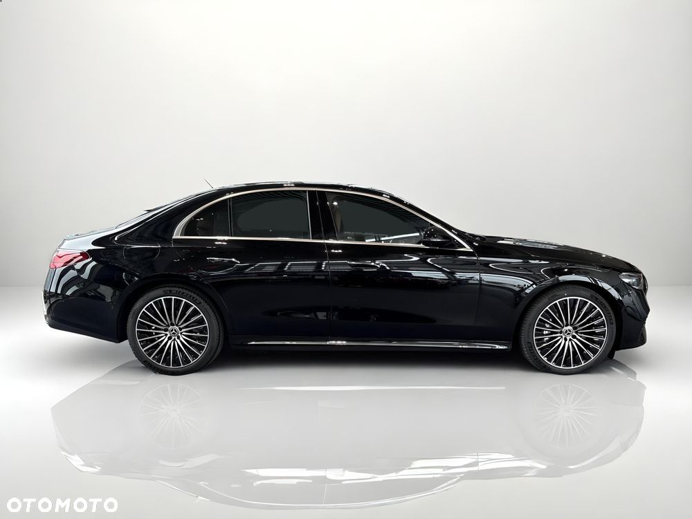 Mercedes-Benz Klasa E 220 d mHEV 4-Matic Exclusive 9G-Tronic - 4