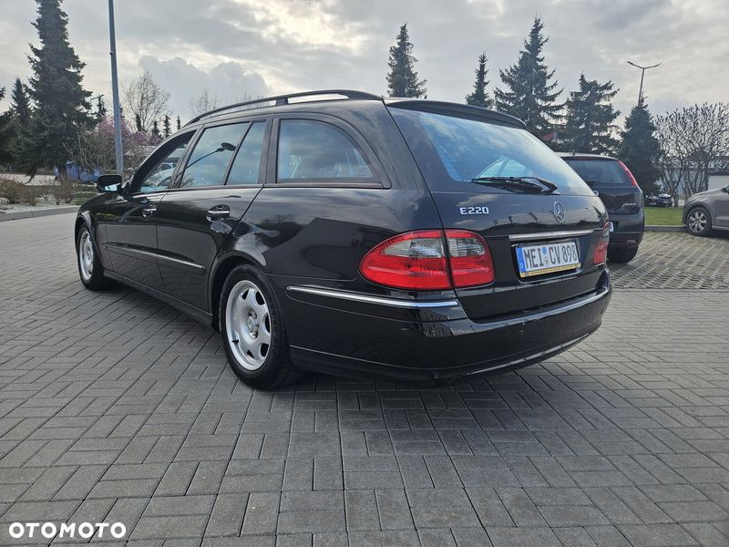 Mercedes-Benz Klasa E - 4