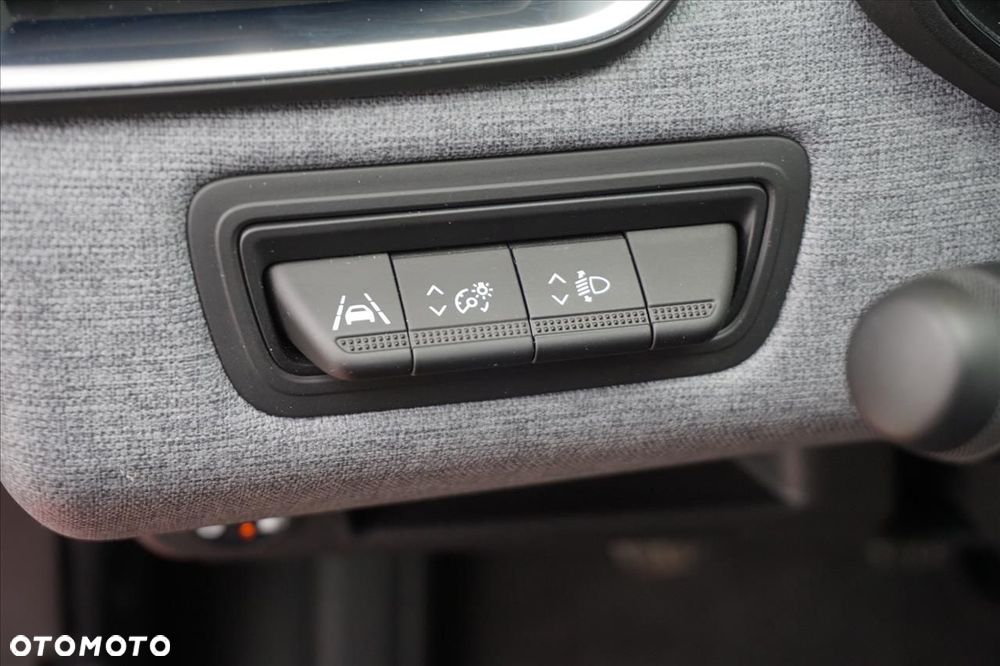 Renault Clio 1.0 TCe Evolution - 8