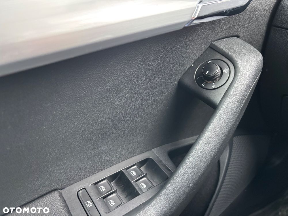 Skoda Octavia 1.6 TDI SCR Ambition DSG - 15