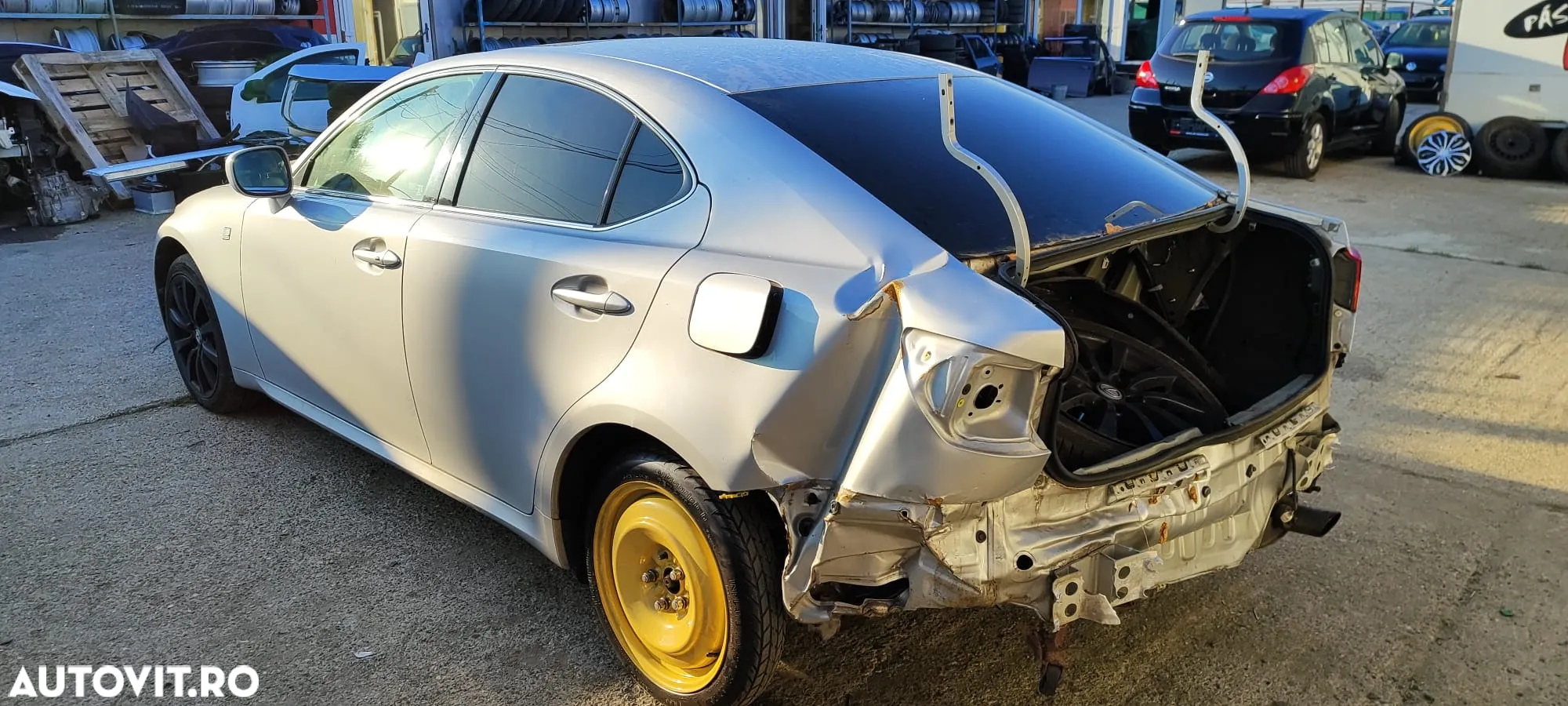 Lexus IS250 - 12