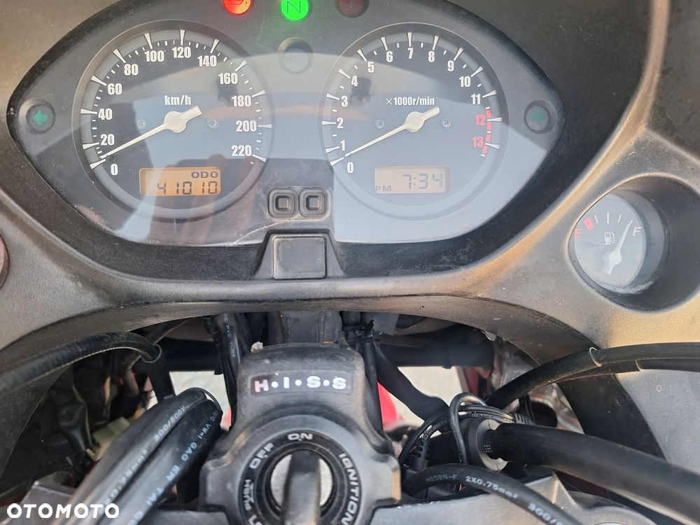 Honda CBF - 4