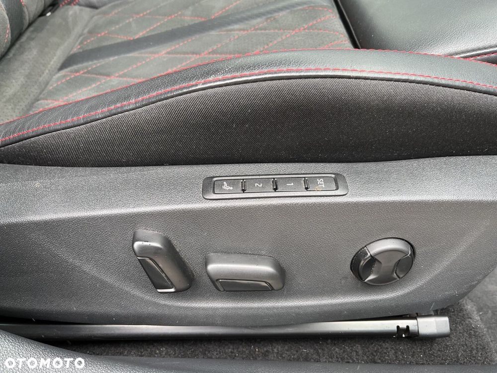 Skoda Octavia - 24