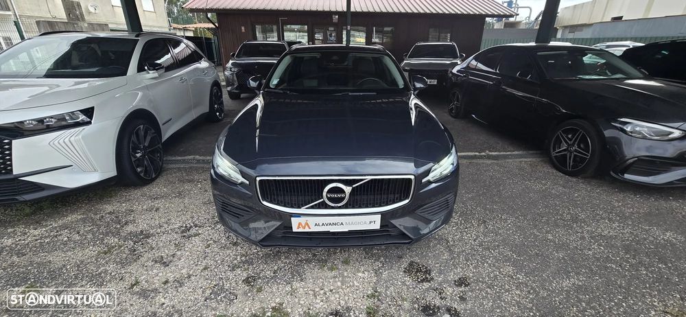 Volvo V60 2.0 T8 AWD TE Momentum Plus - 3
