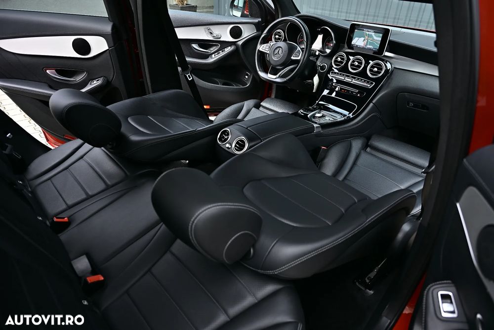 Mercedes-Benz GLC 250 d 4MATIC 9G-TRONIC AMG Line - 32