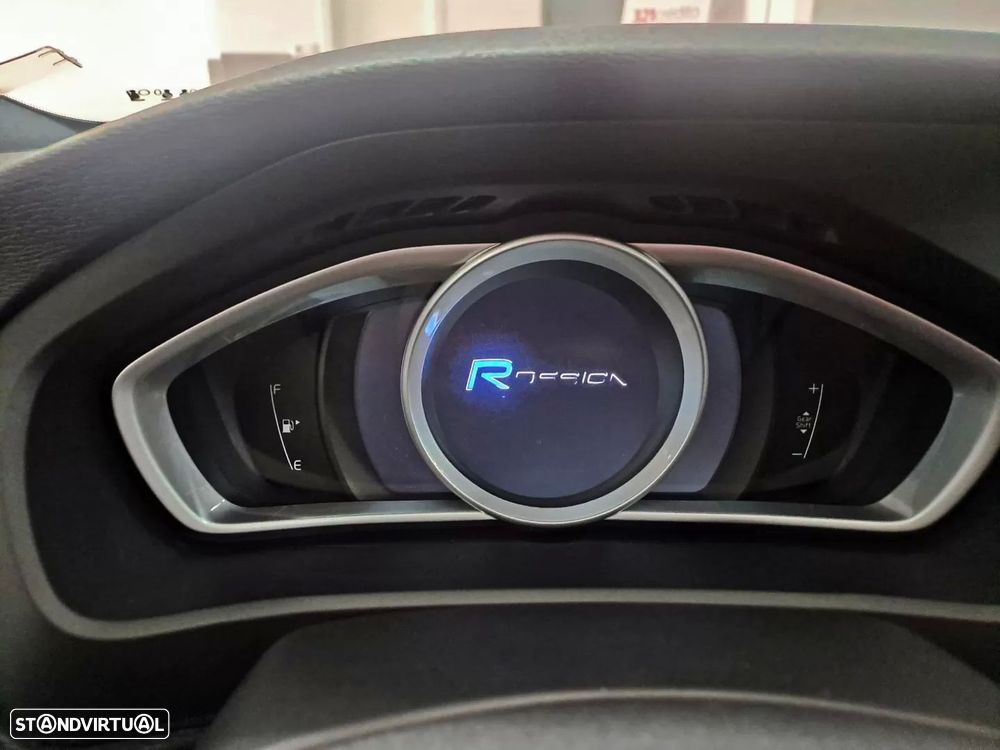 Volvo V40 2.0 D2 R-Design - 13