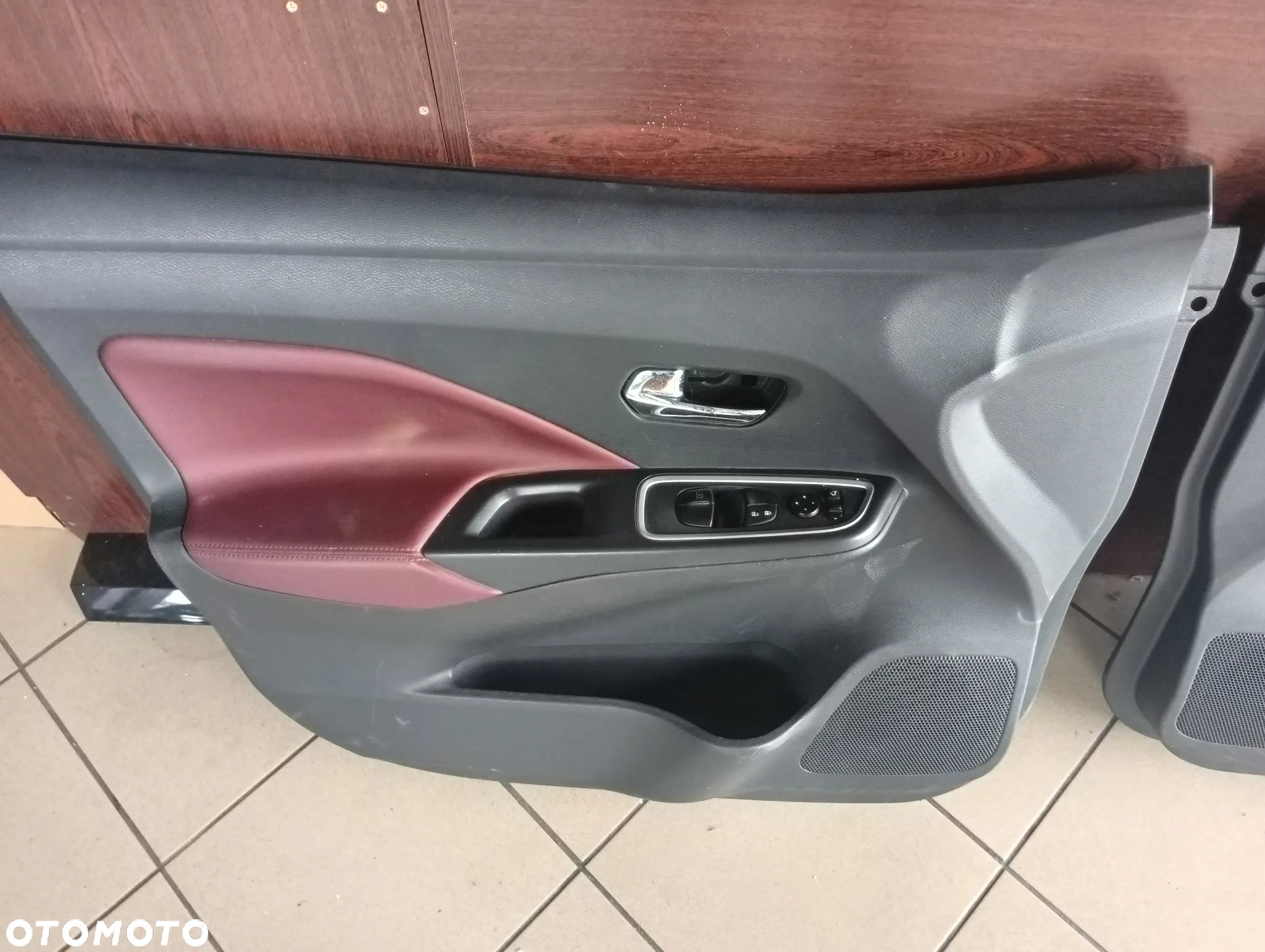 Nissan Micra K14 komplet foteli Europa BOSE - 2