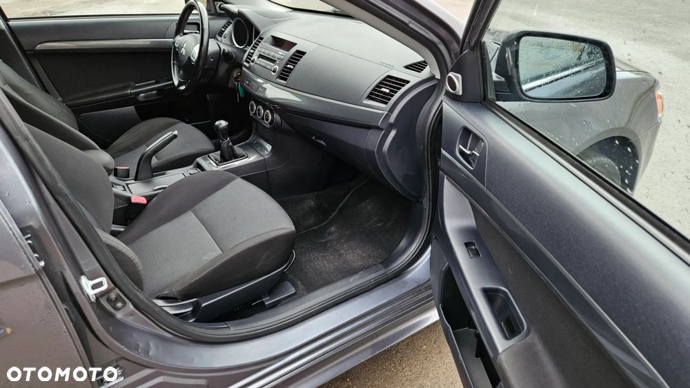 Mitsubishi Lancer 1.8 Intense - 7
